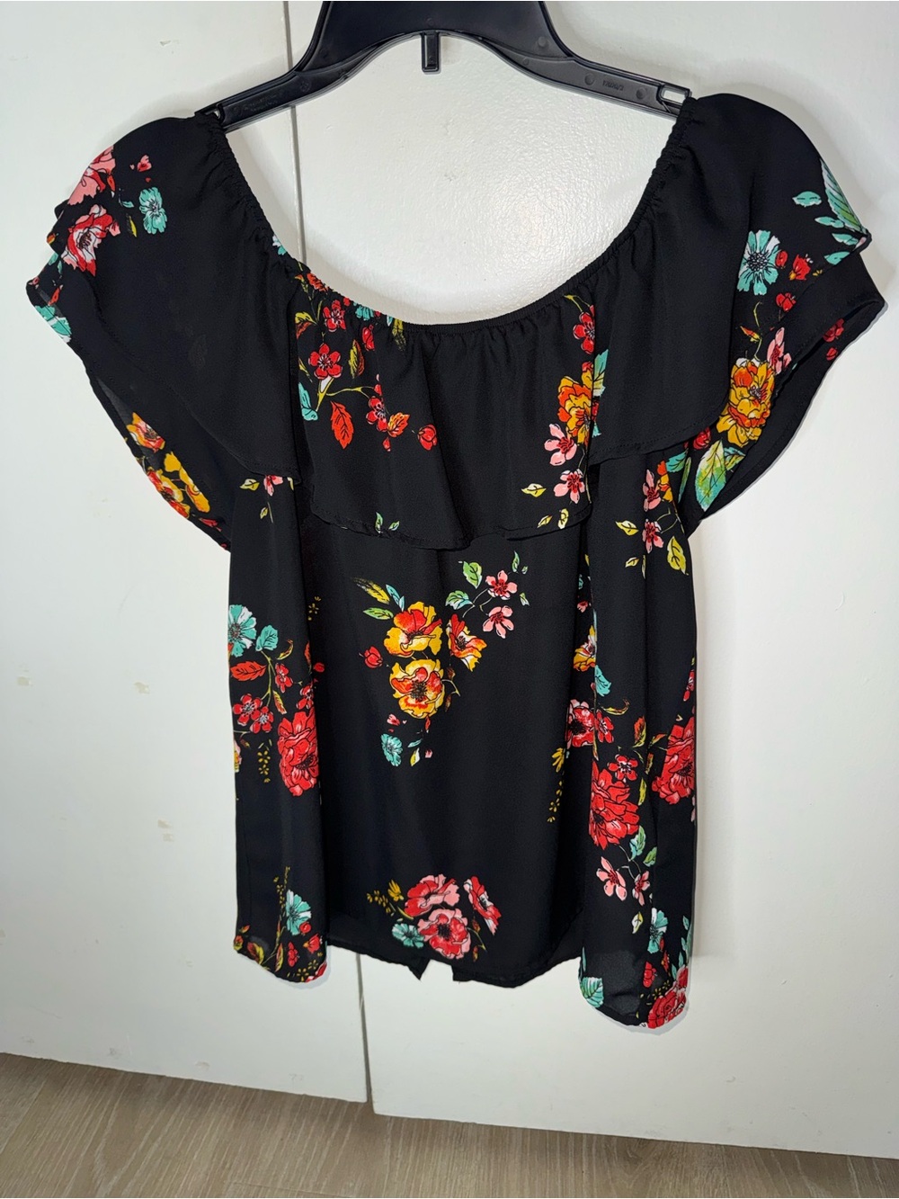 Xhilaration Black Floral Off-Shoulder Blouse
